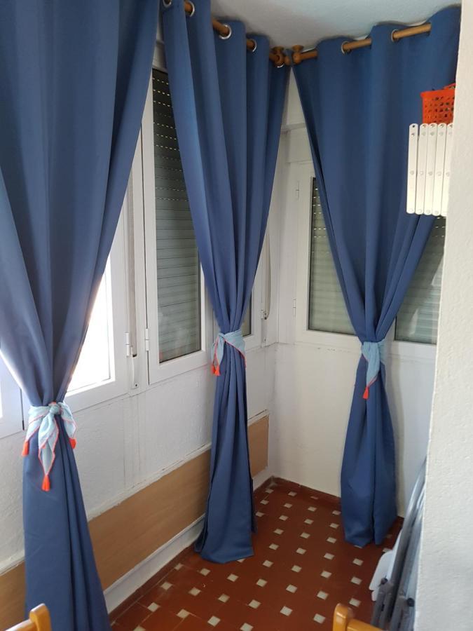 Apartamento Frente Al Mar Рокетас де Мар Екстериор снимка